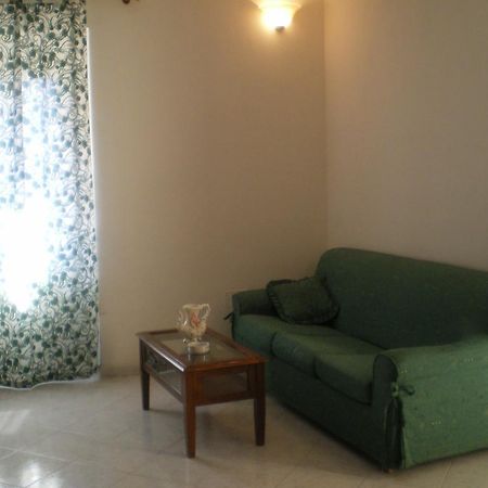 La Ruga Fiorita Apartment Монтеверди Маритимо Екстериор снимка